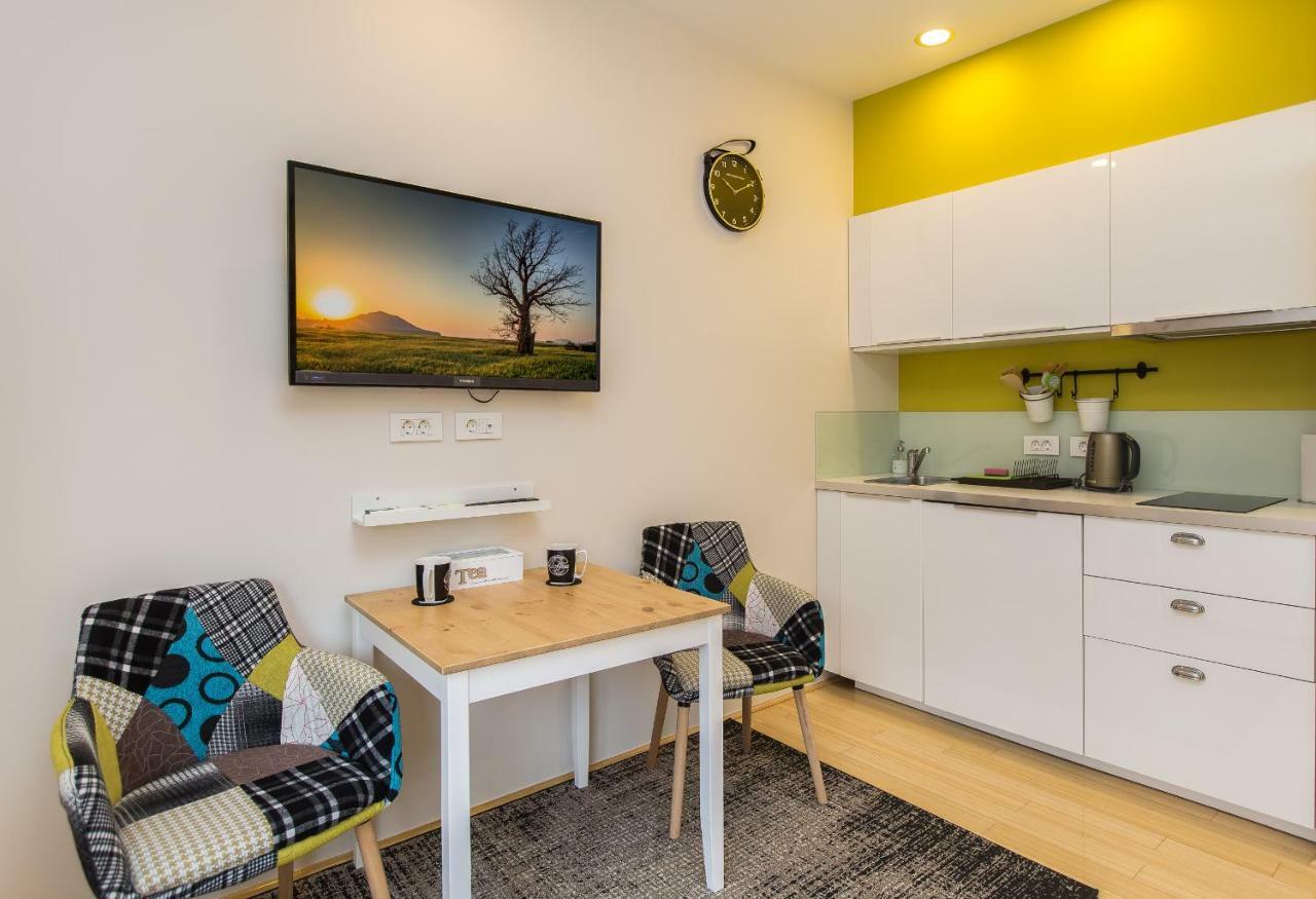 Miro Studio Apartments Загреб Экстерьер фото